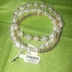 Torrid 3 pc 3/4 faux pearl bracelet set